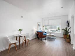 Lovely Blue Boho 1BR Suite - Columbus!