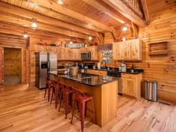 Sugar Grove Retreat - Hot Tub - Hocking Hills!