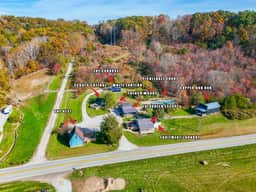Valley View Cabins: Pickleball, Hot tubs, Trails