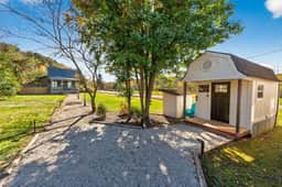 Valley View Cabins: Pickleball, Hot tubs, Tra
