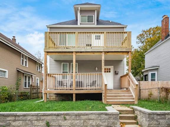 5BR Boho Home with Free Parking