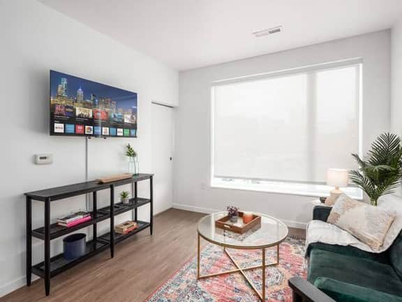 El Traditional 1BR Suite - Free Parking