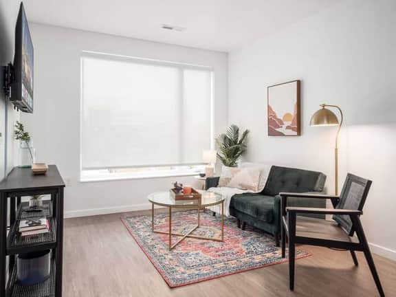El Traditional 1BR Suite - Free Parking
