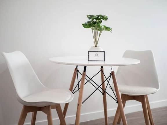 Blue Bliss: Cozy Apartment with Gym Amenities