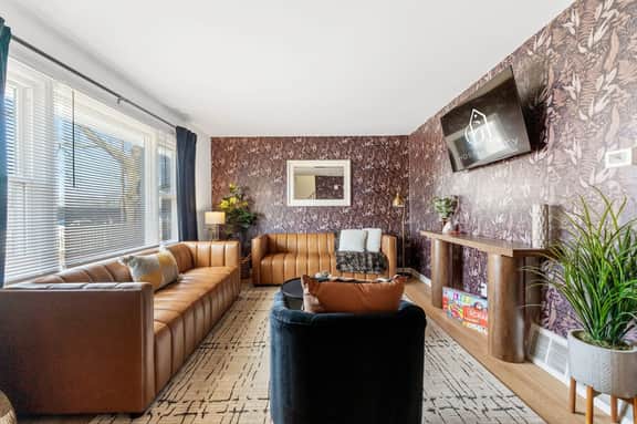  Barrel House: Hot Tub & Game Room