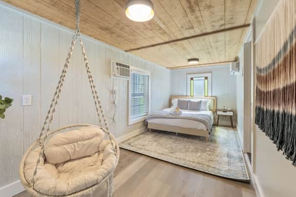 French Woods + Pickleball Court l P