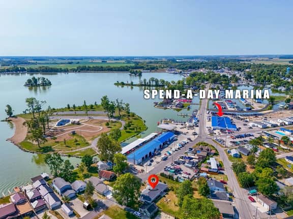 Fox Island Lakefront Retreat