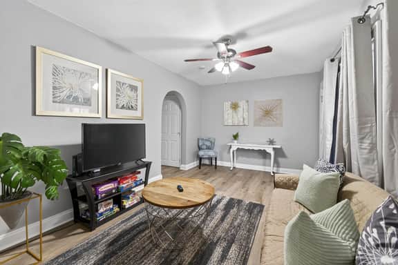 The Oakwood Haven - Near German Village