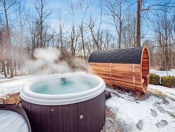 Elysium: Golf Sim, Sauna, Cold Plunge, Hot Tub