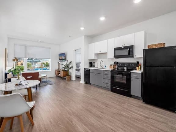 Lovely Blue Boho 1BR Suite - Columbus!