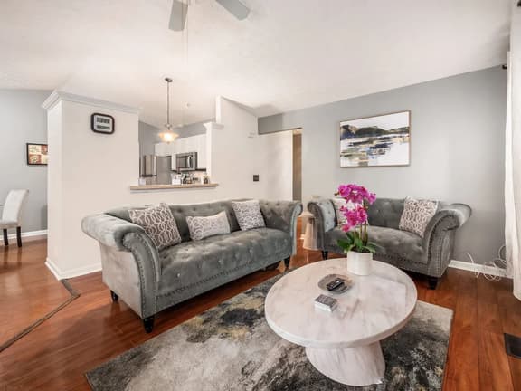 Dublin Getaway - Near Columbus!