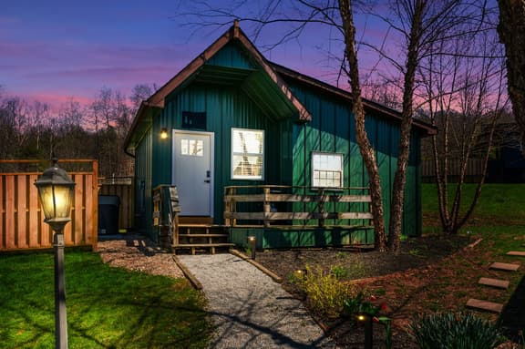 Scouts Cottage - Pickleball Court